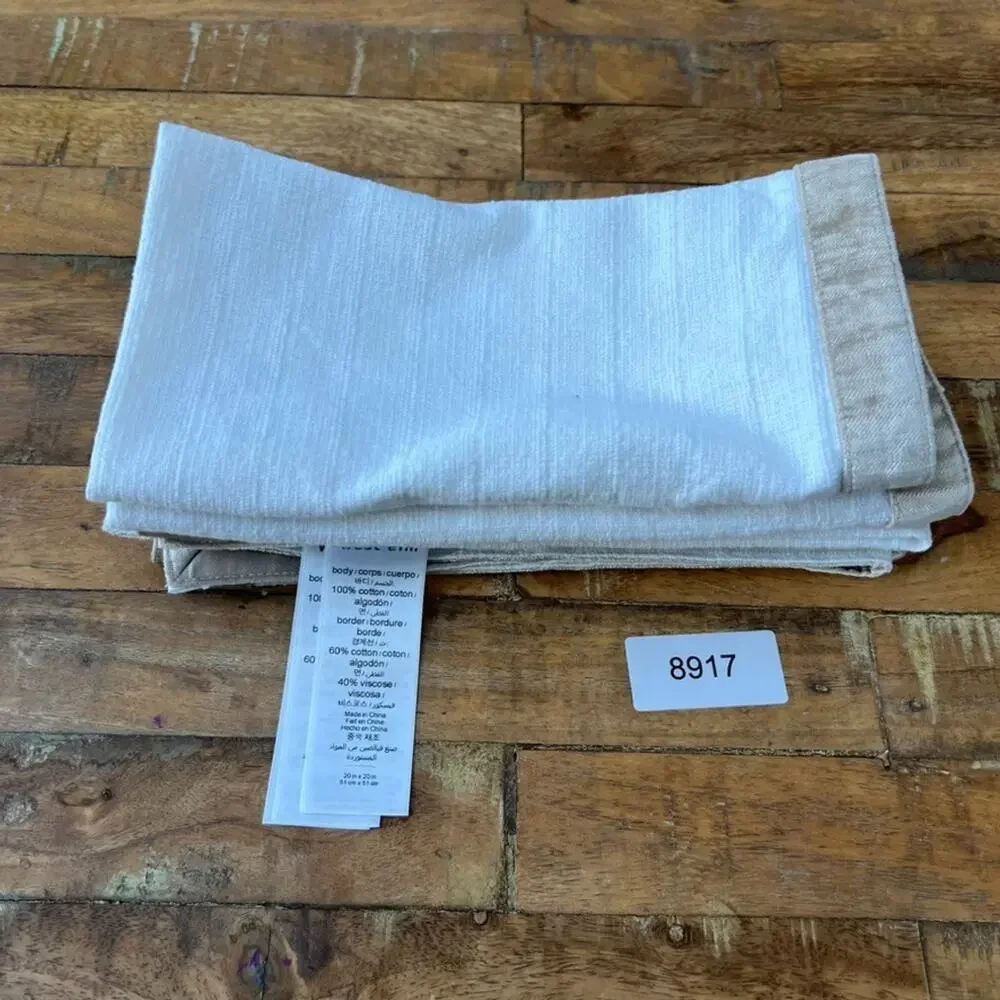 West Elm Set Of 4 White Brown Placemats 20